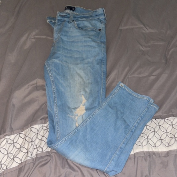 Hollister Other - Mens hollister ripped jeans